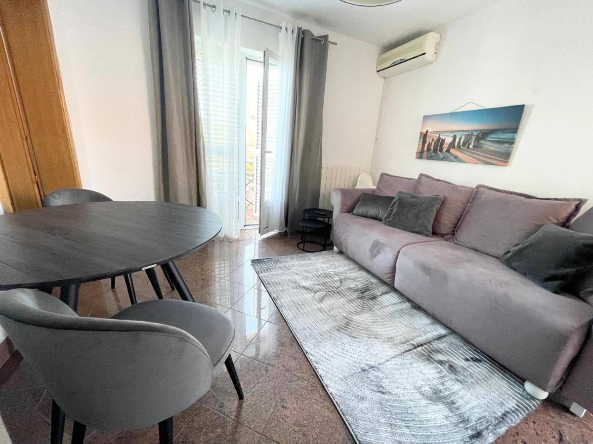 Apartments Villa Antonia Jadranovo Luaran gambar